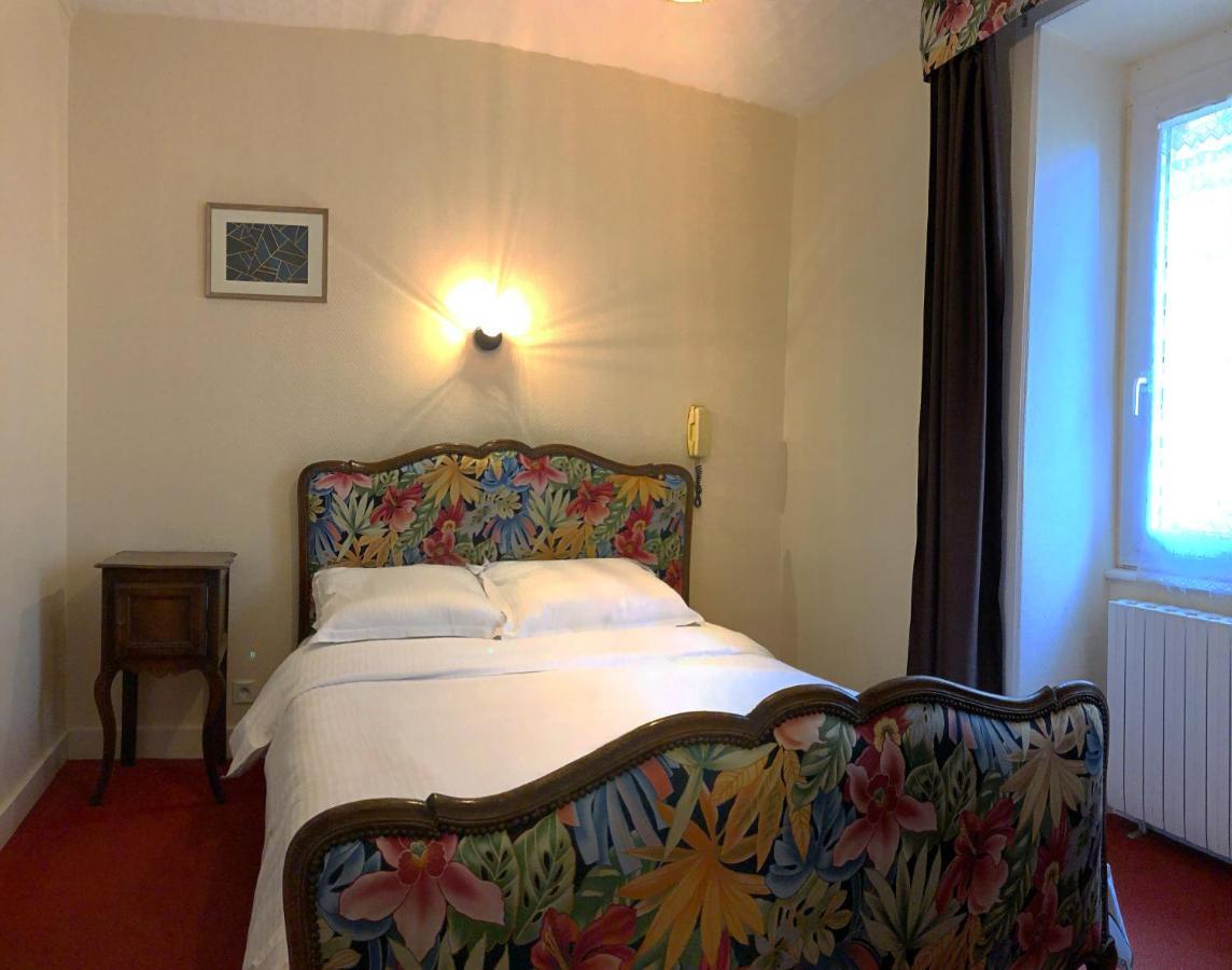 Le Relais Montois Hotel Pontorson Exterior photo